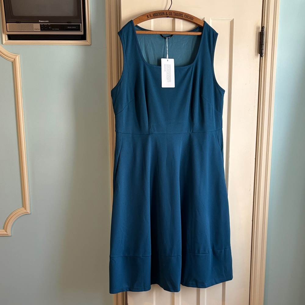 BloomChic Peacock Blue Teal Sleeveless Midi Fit and Flare Dress